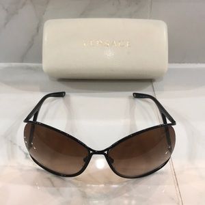 **SOLD**Versace sunglasses